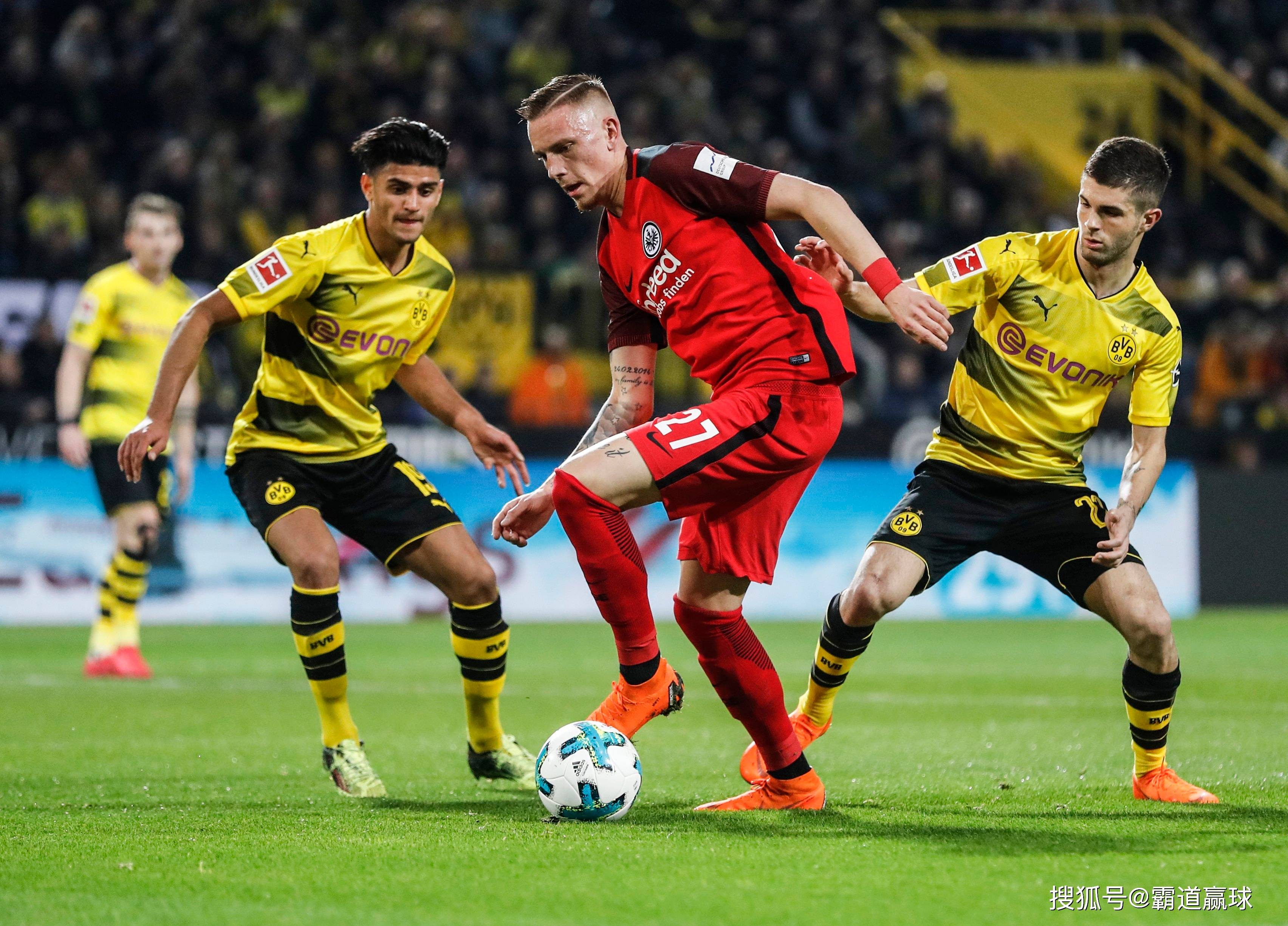 南宫娱乐 -关于今晨德国杯传出新动向，法兰克福调整名单，管理层表态：悬念犹存，资深球员宣示担当的信息