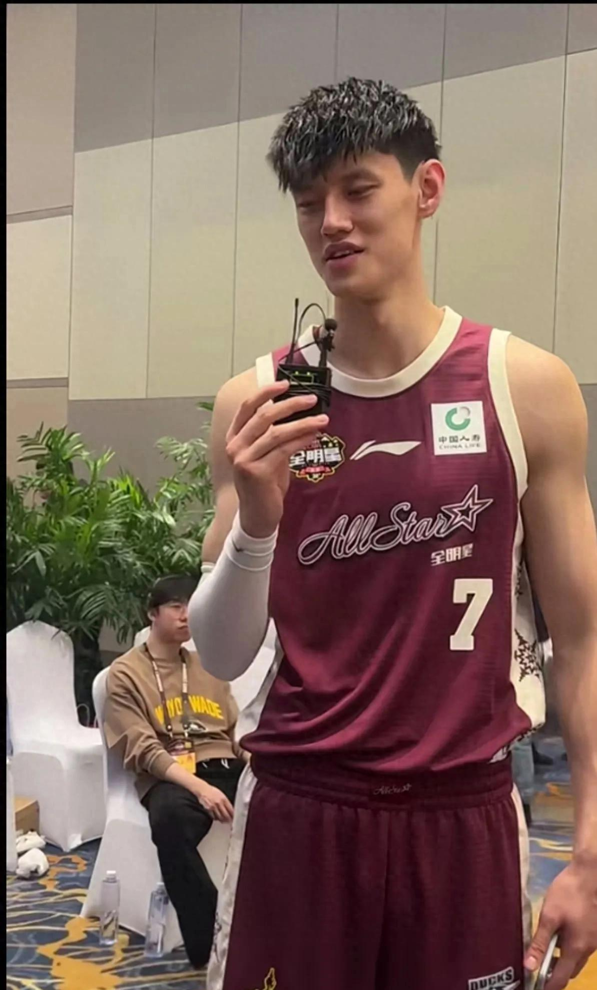 南宫体育下载 -全明星赛赛后走向成谜，广厦男篮状态回暖，赛场秩序良好，赛程密集仍需轮换的简单介绍