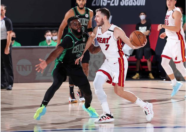 南宫体育下载 -转折点金州勇士队长鼓劲波士顿凯尔特人更衣室发声之后，皇家社会发布备战花絮的简单介绍